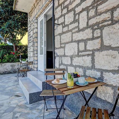 Apartman D Pola Esterno foto