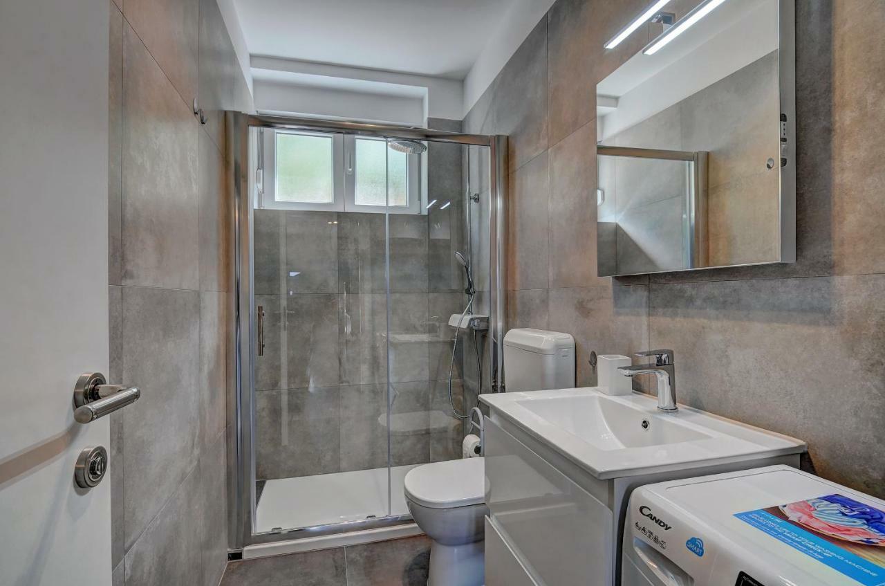 Apartman D Pola Esterno foto