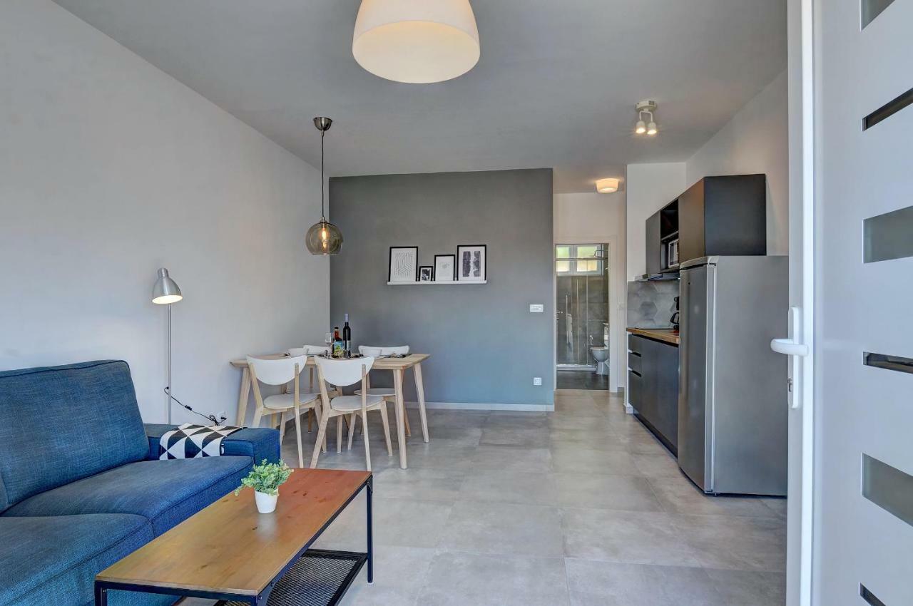 Apartman D Pola Esterno foto